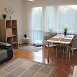 Wiosenny 52m2 - Osobne Sypialnie, Wsrod Drzew, Balkon, Spokoj *