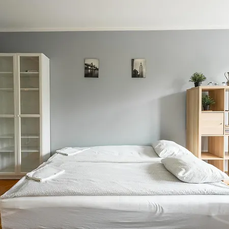 公寓 Wiosenny 52m2 - Osobne Sypialnie, Wsrod Drzew, Balkon, Spokoj