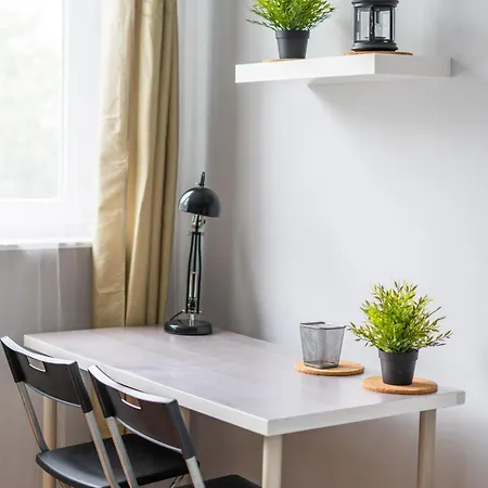 Wiosenny 52m2 - Osobne Sypialnie, Wsrod Drzew, Balkon, Spokoj Апартаменты