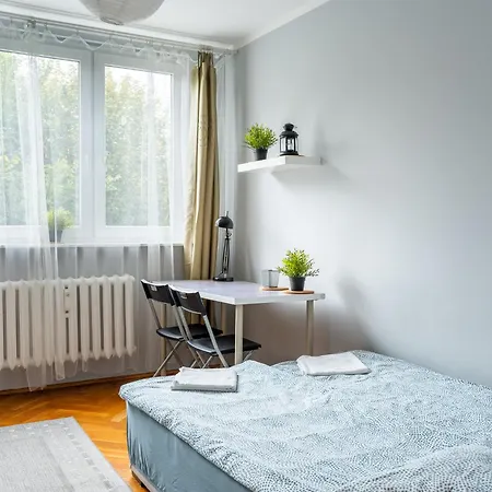 Wiosenny 52m2 - Osobne Sypialnie, Wsrod Drzew, Balkon, Spokoj Апартаменты