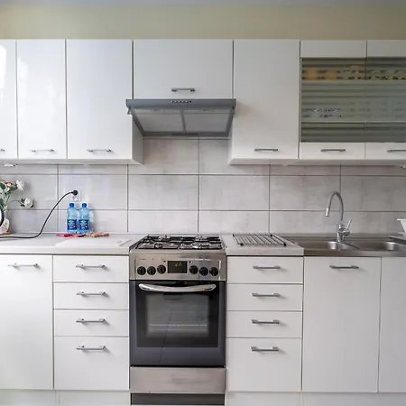 Wiosenny 52m2 - Osobne Sypialnie, Wsrod Drzew, Balkon, Spokoj Appartement *