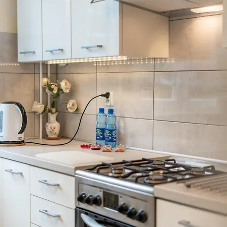 Апартаменты Wiosenny 52m2 - Osobne Sypialnie, Wsrod Drzew, Balkon, Spokoj *