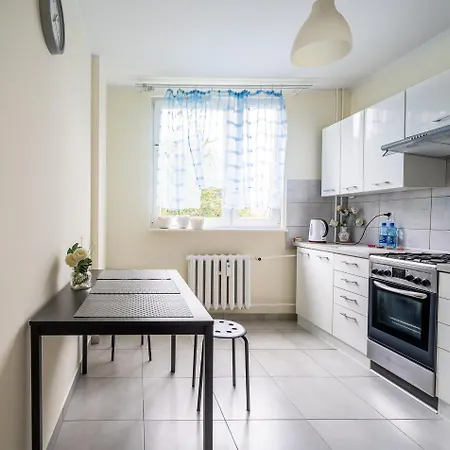 Апартаменты Wiosenny 52m2 - Osobne Sypialnie, Wsrod Drzew, Balkon, Spokoj *