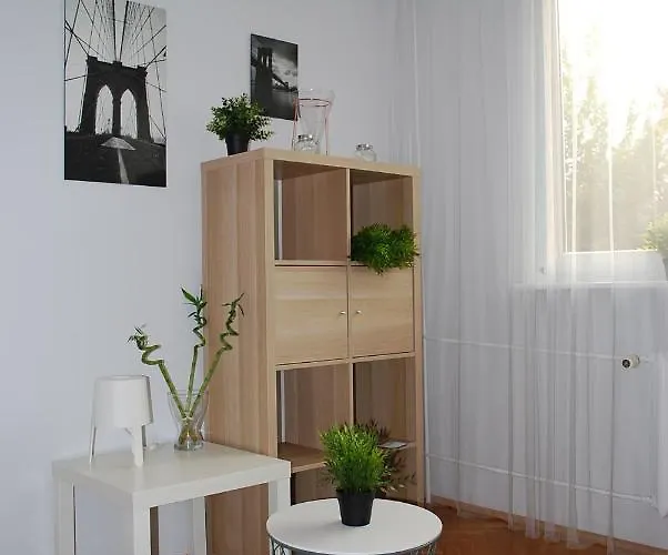 公寓 Wiosenny 52m2 - Osobne Sypialnie, Wsrod Drzew, Balkon, Spokoj